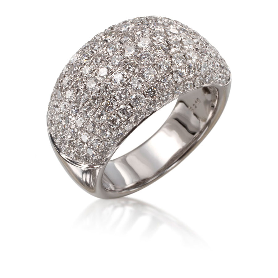 Anillo de oro blanco con brillantes